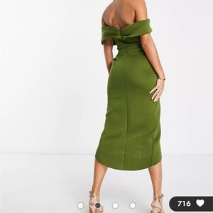 Brand new, never used Green off the shoulder classy dress, with slit. From ASOS